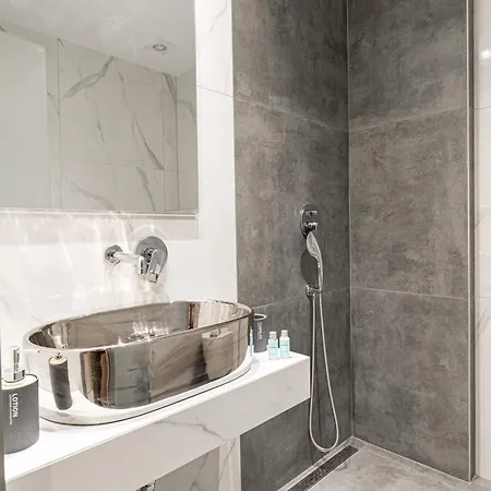 Senso Deluxe Lägenhetshotell 4*