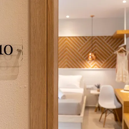 Senso Deluxe Apartahotel 3*