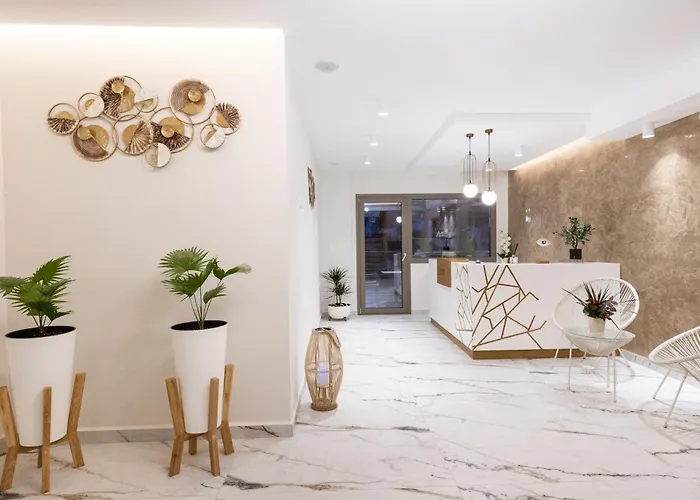 Senso Deluxe Aparthotel